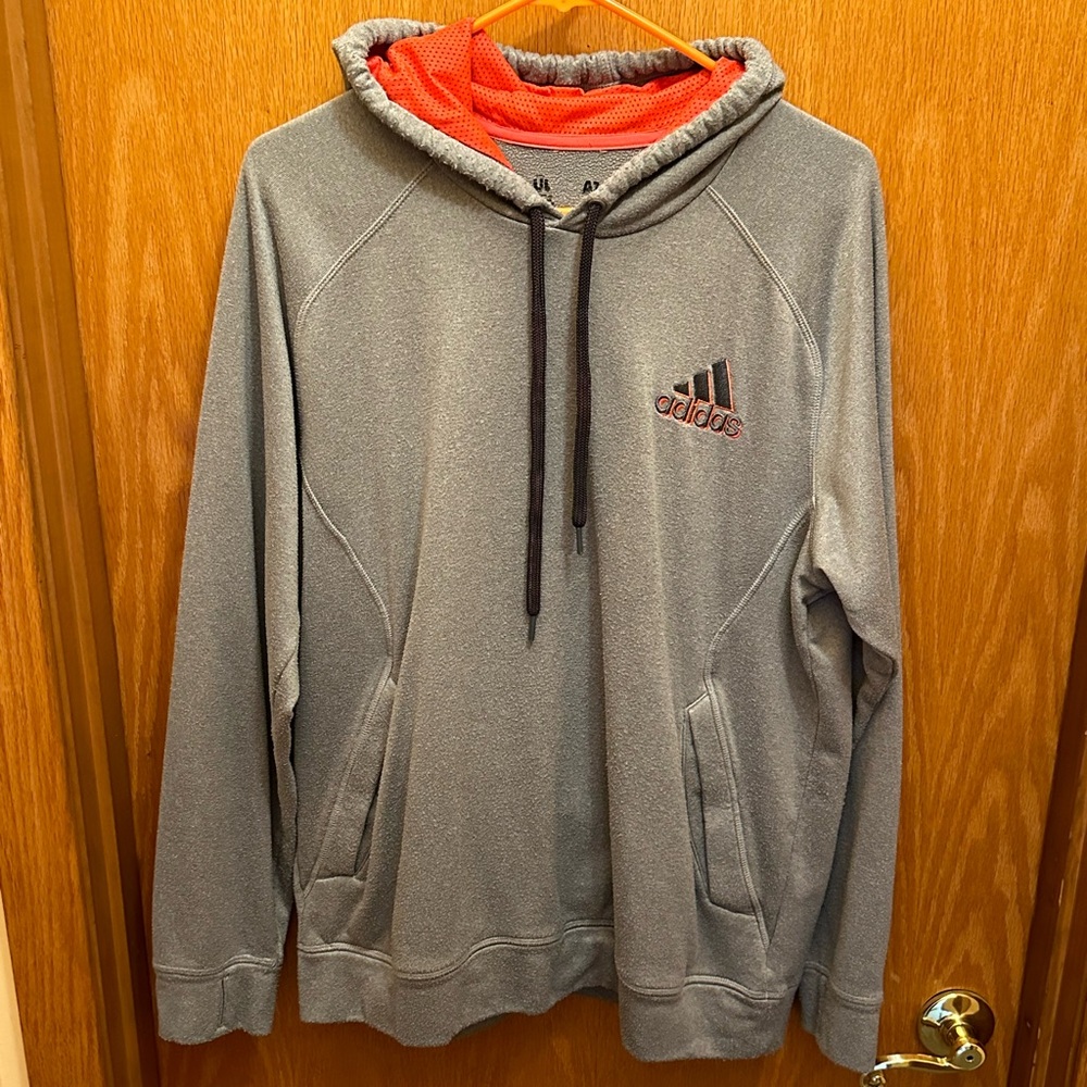 Adidas Sweatshirt